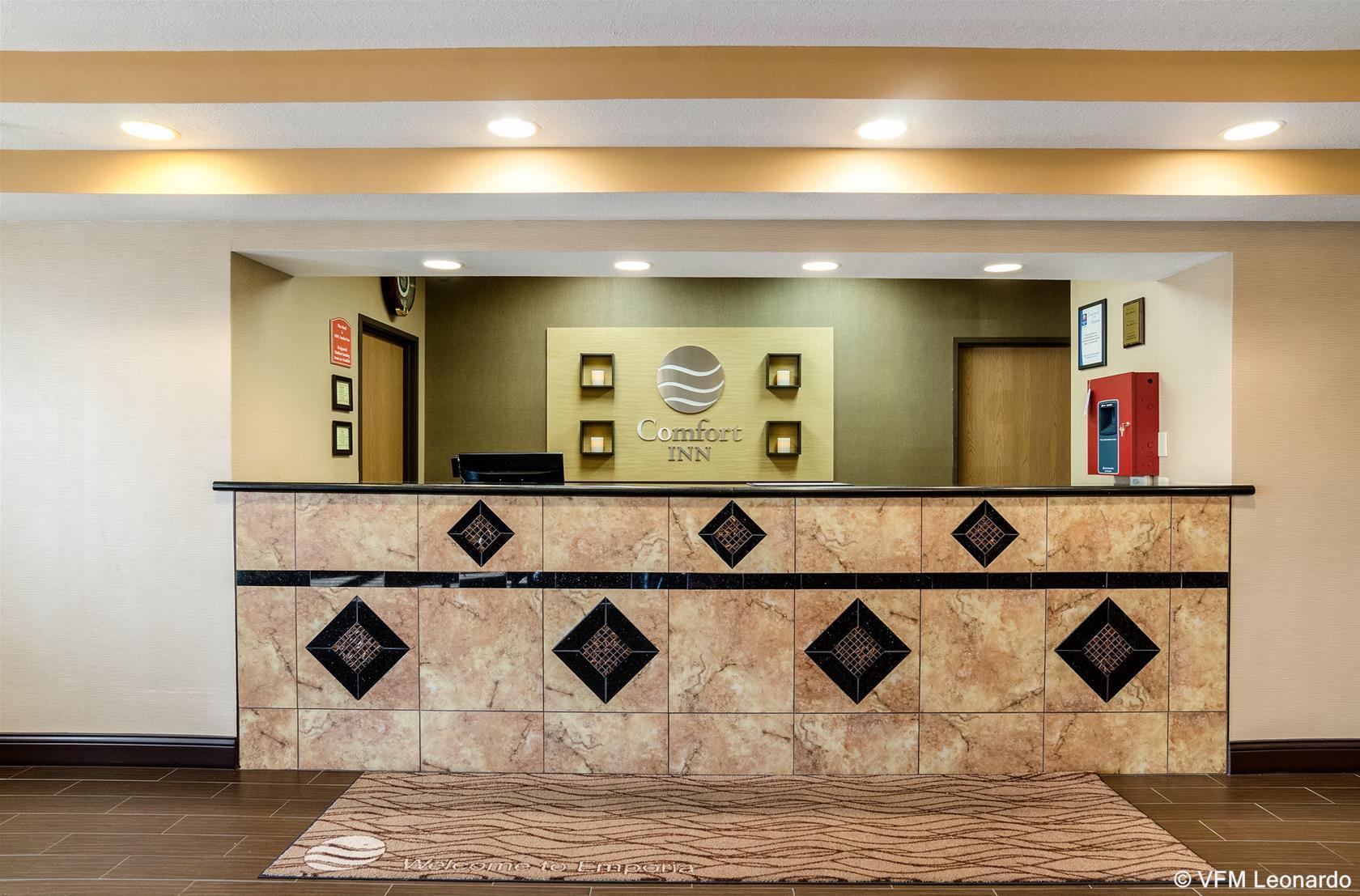 Best Western Emporia Inn מראה חיצוני תמונה