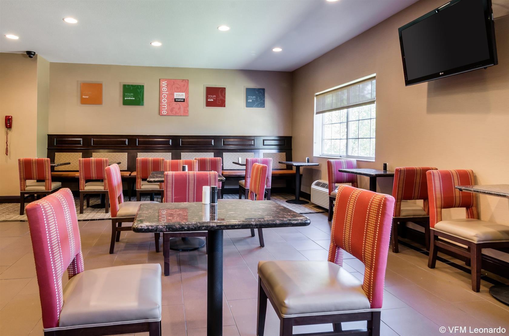 Best Western Emporia Inn מראה חיצוני תמונה